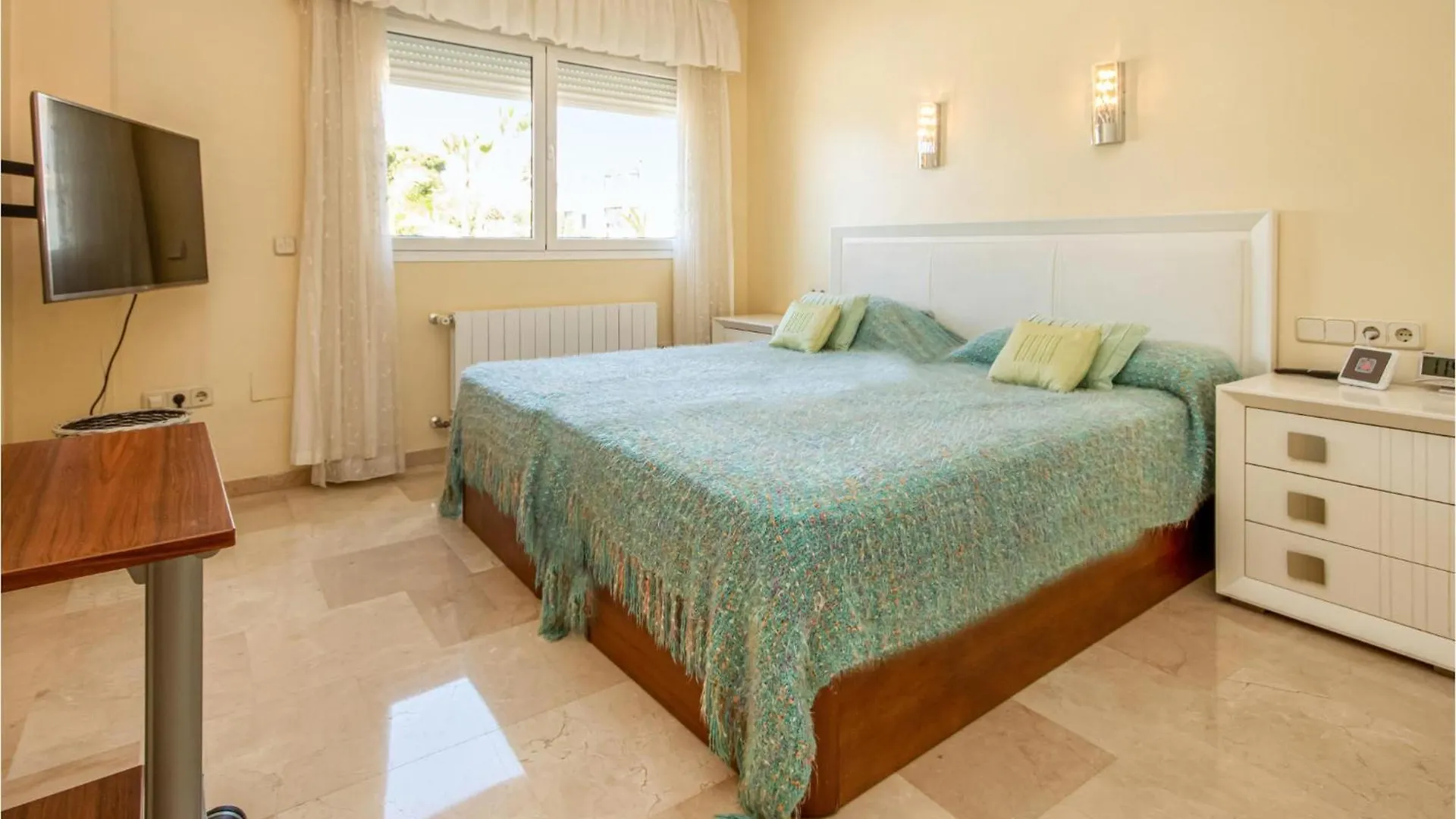 Cozy Home In Riviera Del Sol With Kitchen La Cala De Mijas