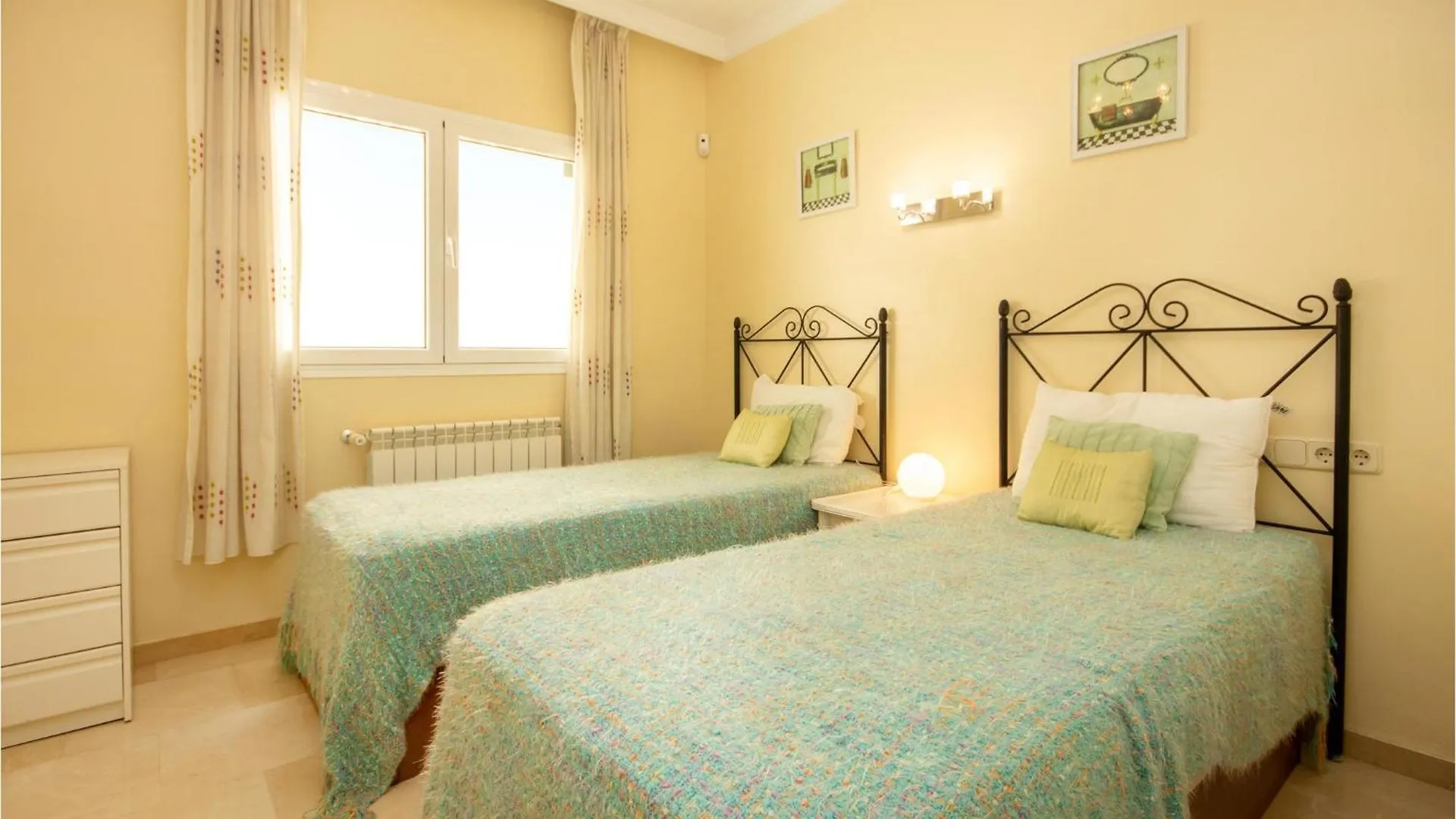 Cozy Home In Riviera Del Sol With Kitchen 0*, La Cala De Mijas
