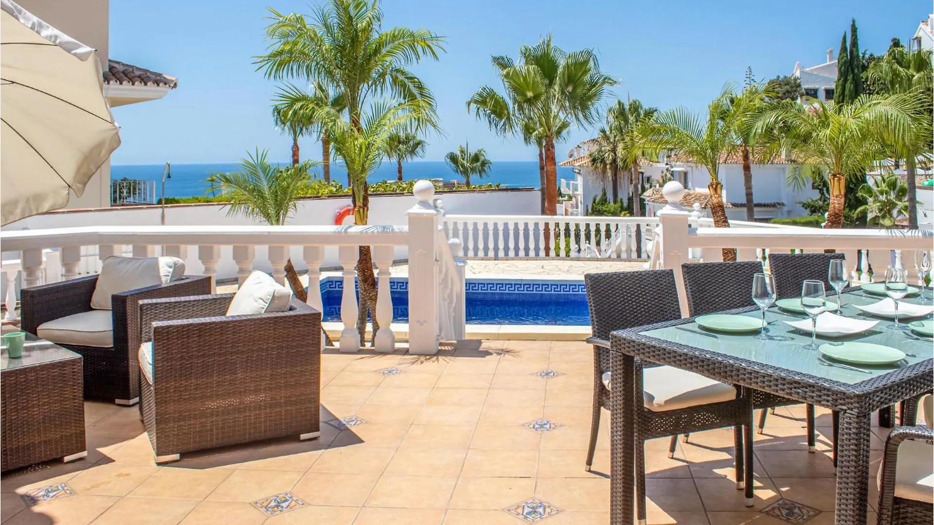 Holiday home Cozy Home In Riviera Del Sol With Kitchen