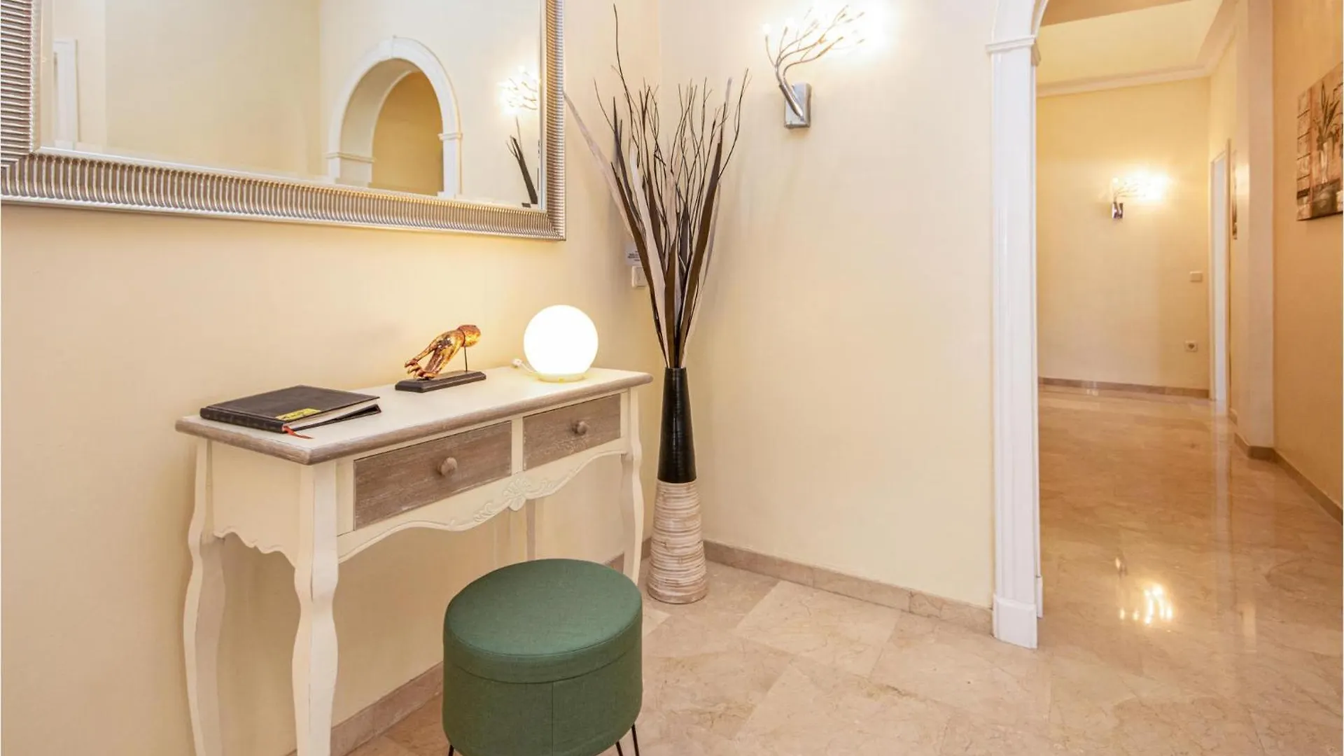 Cozy Home In Riviera Del Sol With Kitchen Holiday home La Cala De Mijas